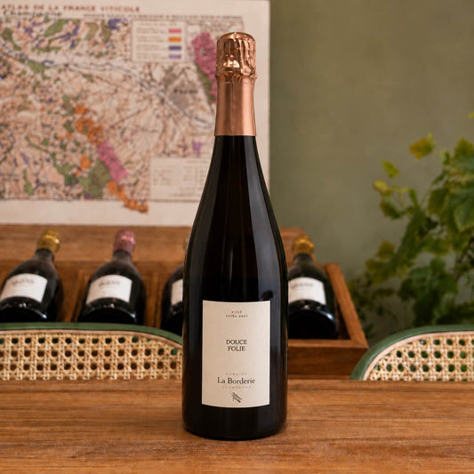Bouteille de champagne Domaine de la Borderie Douce Folie – Rosé
