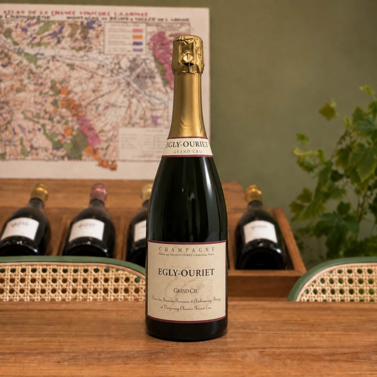 Bouteille de champagne Egly-Ouriet Brut Grand Cru, Base de Vendanges 2017 – Assemblage